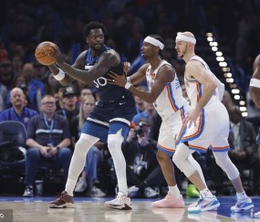 兰德尔32分亚历山大20+10 森林狼不敌雷霆