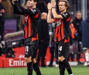 意甲强行造悬念失败!拉齐奥1-0双杀AC米兰,国米笑纳大礼8分领跑