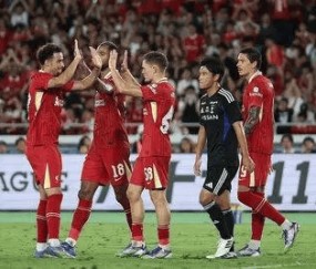 1.45亿打水漂！范戴克100分钟绝杀，利物浦险被亿欧新援坑死？