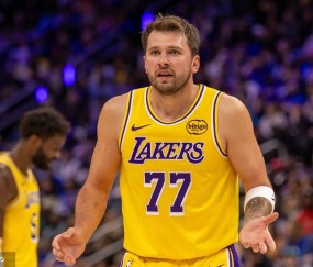 NBA球队市值TOP10：勇士113.3亿居首 湖人100亿列次席
