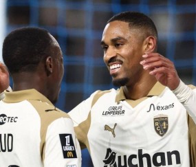 一场5-0让法甲榜首易主，大黑马狂揽52分，挤掉大巴黎，成功登顶